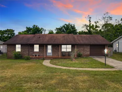1039 Fountainhead Dr, Deltona, FL 32725