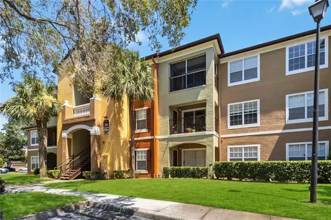 814 Crest Pines Dr #922, Orlando, FL 32828