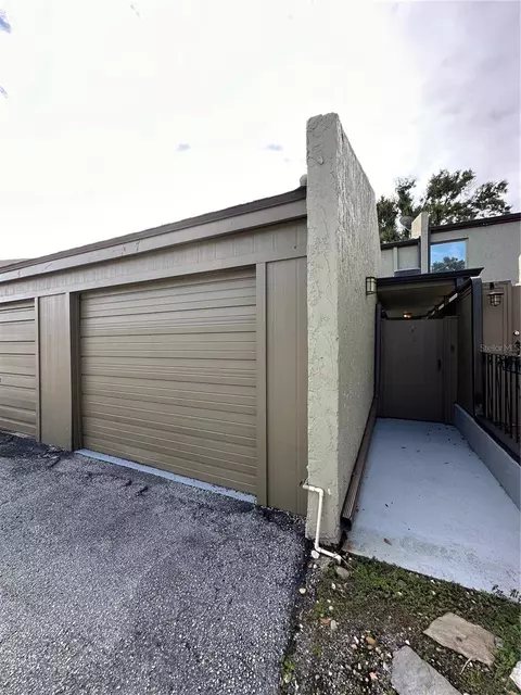 2500 21st St NW #7, Winter Haven, FL 33881