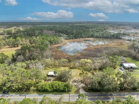 425 E Osceola Rd, Geneva, FL 32732