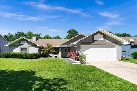 1031 Weaver Dr, Oviedo, FL 32765