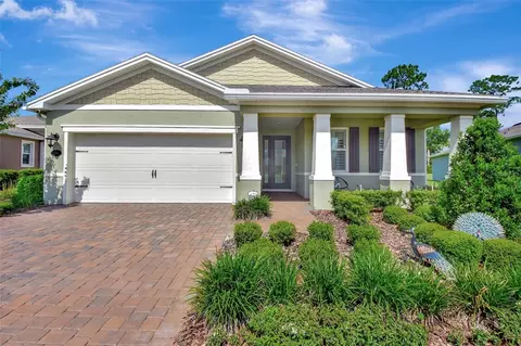 159 Old Moss Cir, Deland, FL 32724