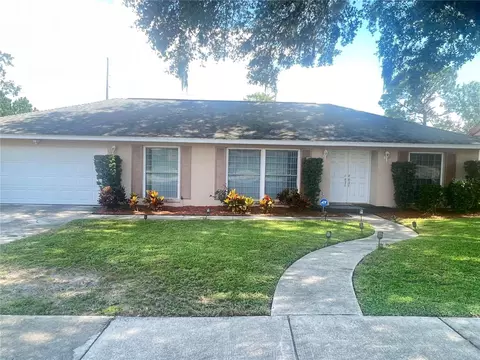 3928 Rose Petal Ln, Orlando, FL 32808
