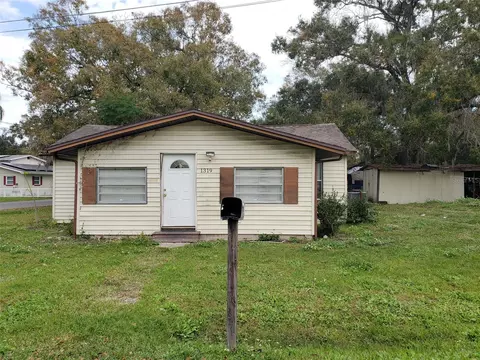 1319 W Belmar St, Lakeland, FL 33815