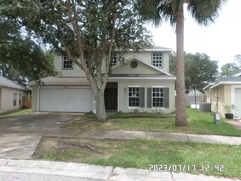 1048 Longville Cir, Tavares, FL 32778