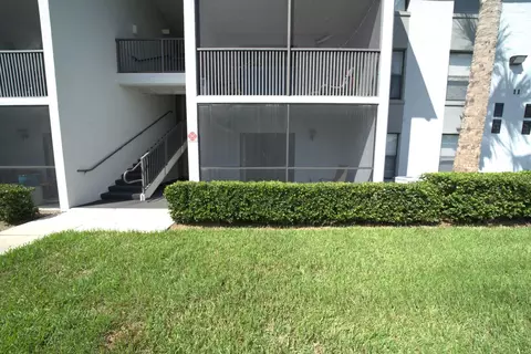 1112 S Pine Ridge Cir #12, Sanford, FL 32773