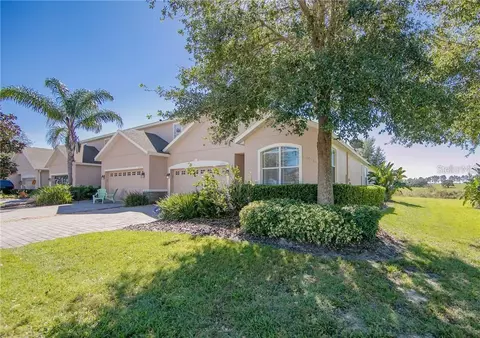 23920 Sardinia Dr, Sorrento, FL 32776