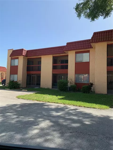 2860 N Powers Dr #137, Orlando, FL 32818