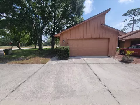 371 Raintree Dr, Casselberry, FL 32707