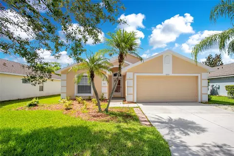 5215 Lansdowne Way, Palmetto, FL 34221