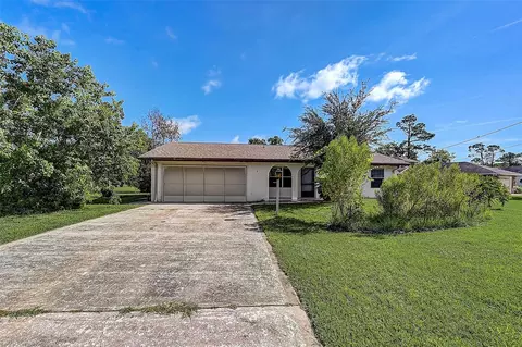 2 Pacific Dr, Palm Coast, FL 32164