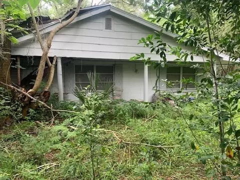 303 W Lewis Ave, Apopka, FL 32712