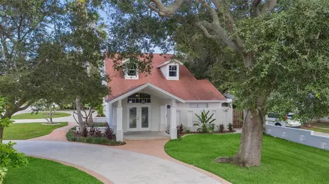 3501 Saxon Dr, New Smyrna Beach, FL 32169