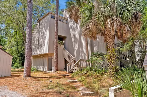 210 Crown Oaks Way #210, Longwood, FL 32779