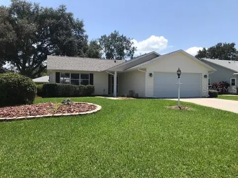 26824 Racquet Cir, Leesburg, FL 34748