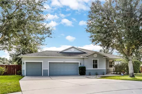 2369 Yellow Grass Ct, Apopka, FL 32712