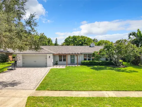 3526 Country Lakes Dr, Belle Isle, FL 32812