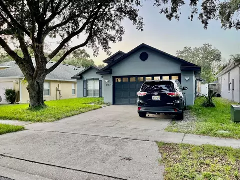 207 Easton Cir, Oviedo, FL 32765