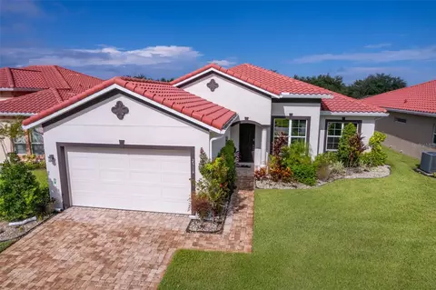 2316 Symphony Cir, Saint Cloud, FL 34771