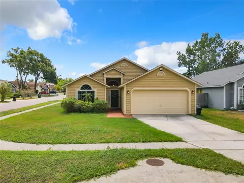2037 Jenny Ct, Apopka, FL 32703
