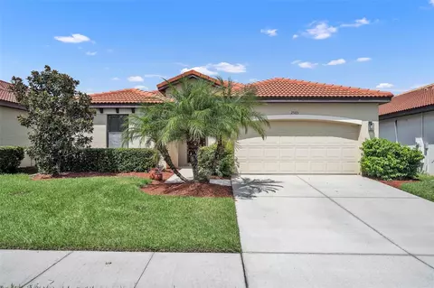 2905 Casabella Dr, Kissimmee, FL 34744