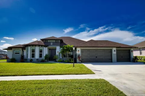 6926 Pan American Blvd, North Port, FL 34287