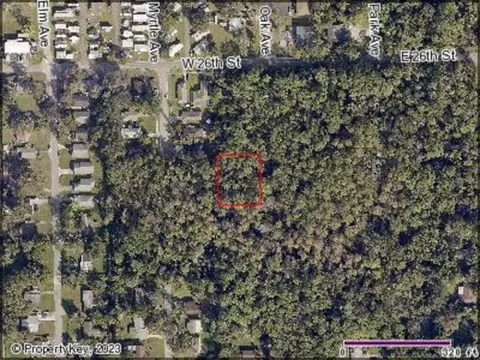 Myrtle, Sanford, FL 32771