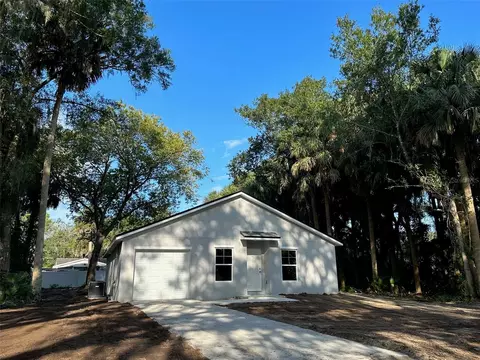 1618 Palm St, Deland, FL 32720