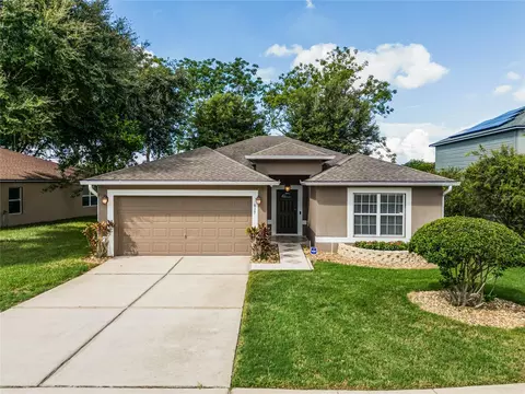 817 Lake Doe Blvd, Apopka, FL 32703