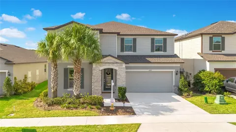 17261 Goldcrest Loop, Clermont, FL 34714