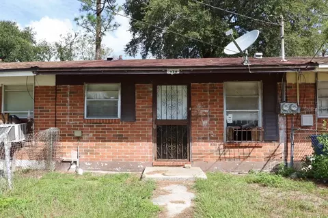4511 Ken Knight Dr N, Jacksonville, FL 32209
