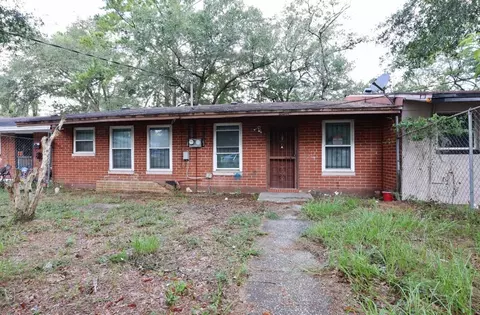 4605 Ken Knight Dr N, Jacksonville, FL 32209