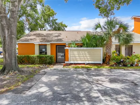 61 Silver Falls Cir, Kissimmee, FL 34743