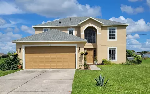 335 Columbo St, Winter Haven, FL 33880