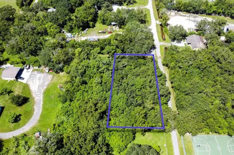 Barn Street, Kissimmee, FL 34744