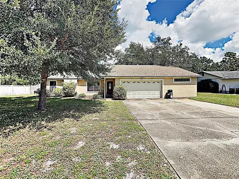 3182 Shafton Ave, Deltona, FL 32738