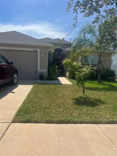 2422 Dovesong Trace Dr, Ruskin, FL 33570