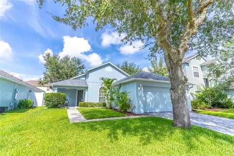 2037 Hammock Moss Dr, Orlando, FL 32820