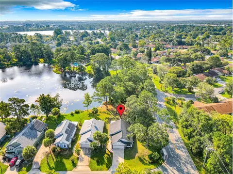 182 Clear Lake Cir, Sanford, FL 32773
