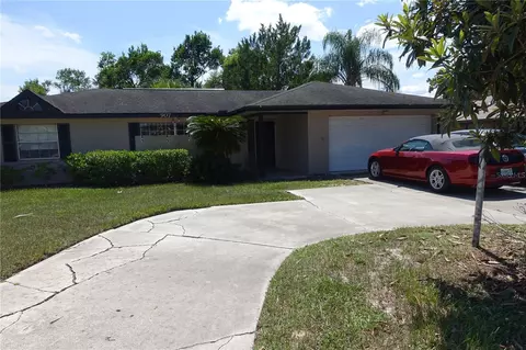 907 Elkcam Blvd, Deltona, FL 32725