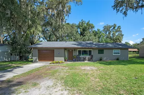 604 W Bidwell St, Fruitland Park, FL 34731