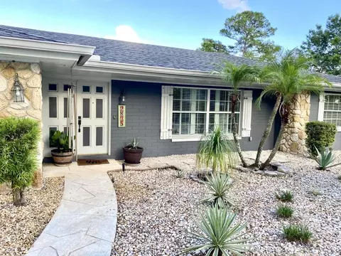 2835 Montmart Dr, Belle Isle, FL 32812