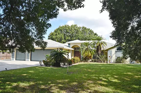 330 Mockingbird Ln, Merritt Island, FL 32953
