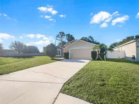 1128 Brenton Manor Dr, Winter Haven, FL 33881