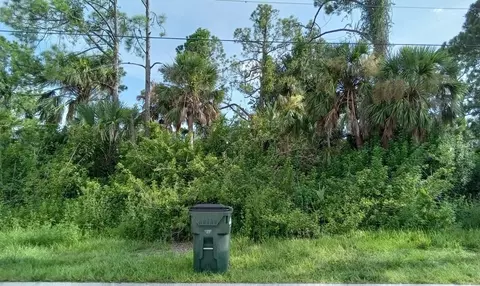 Roanoke Road, North Port, FL 34288