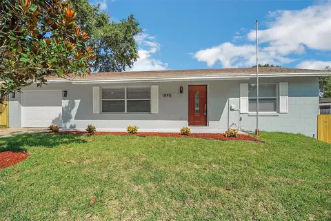 1895 Bloxam Ave, Clermont, FL 34711