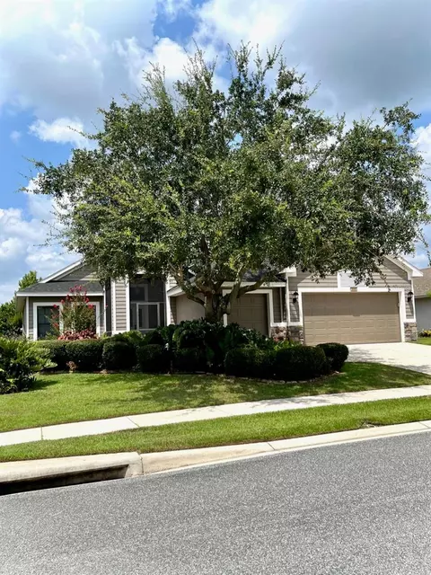 2005 Bayside Ave, Mount Dora, FL 32757