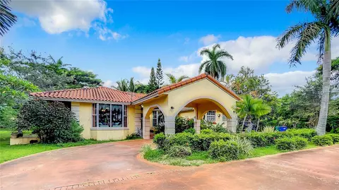 18118 SW 216 St, Miami, FL 33170