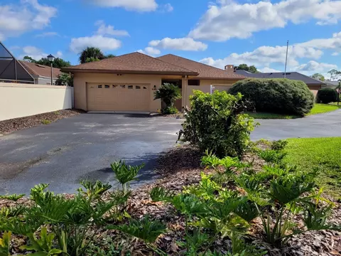 2417 Sweetwater Country Club Dr, Apopka, FL 32712