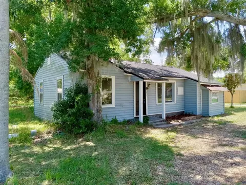 611 Riverview Ave, Sanford, FL 32771
